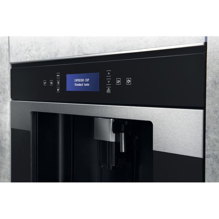 Італійська вбудована кавомашина Hotpoint нова встраиваемая кофемашина
