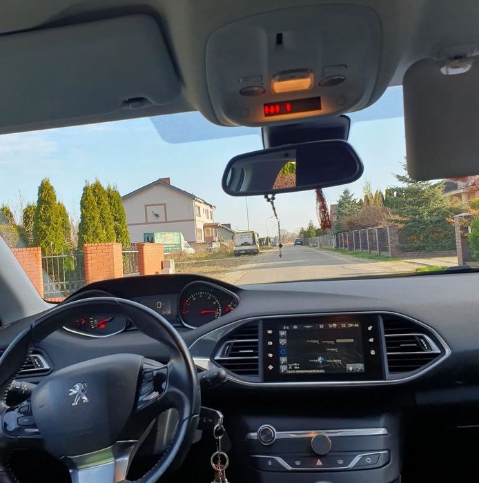 Peugeot 308 PEUGEOT 308 biała perła stan bardzo dobry