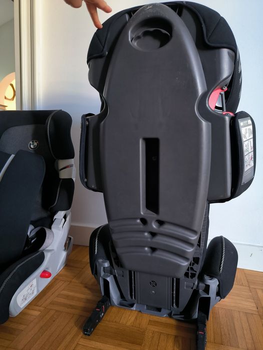 Fotelik dziecięcy BMW samochodowy od 15 do 36kg