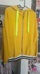 Cienka kurteczka z kapturem bomber r. M/L