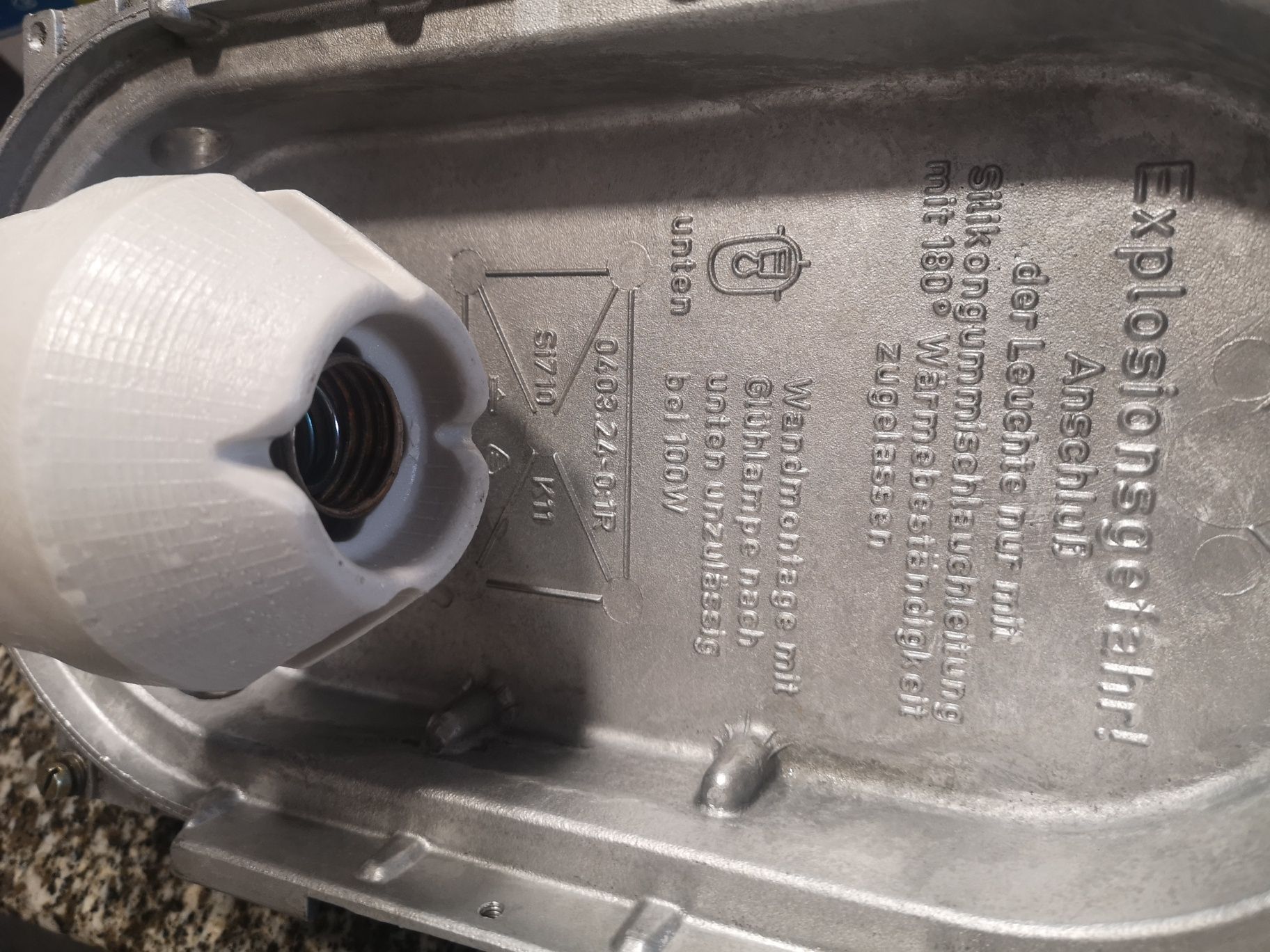 Loft Lampa z bunkra schronu Niemieckiego Industrialna