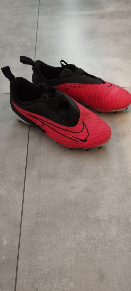 Nike Phantom korki 35,5 buty piłkarskie