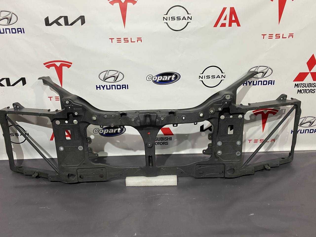 Панель передня телевізор Tesla Model S рестайл