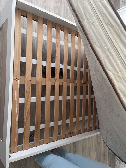 Ліжко з матрацом 127/205