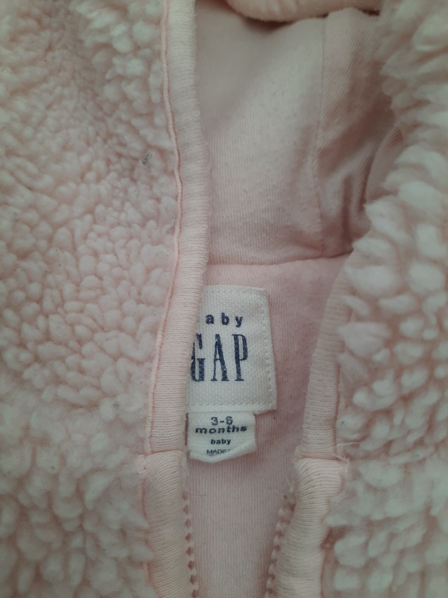 Комбинезон плюшевый gap демисезон 3-6 мес