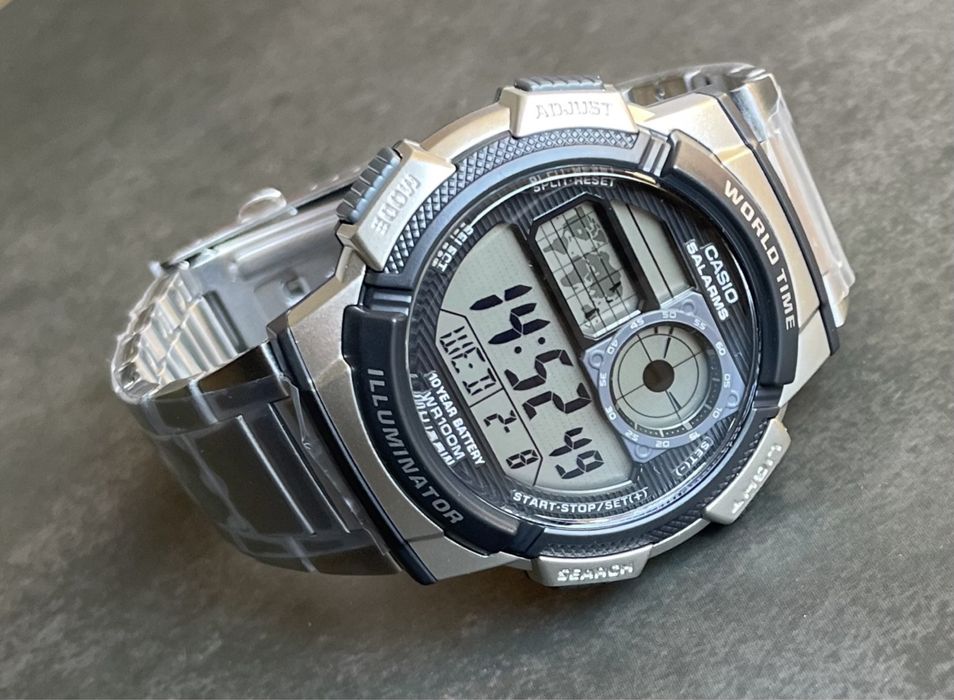 Годинник Casio AE-1000WD-1A новий оригінал водозахист 10ATM