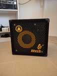 Coluna Mark Bass amplificada para guitarra baixo. Como novo