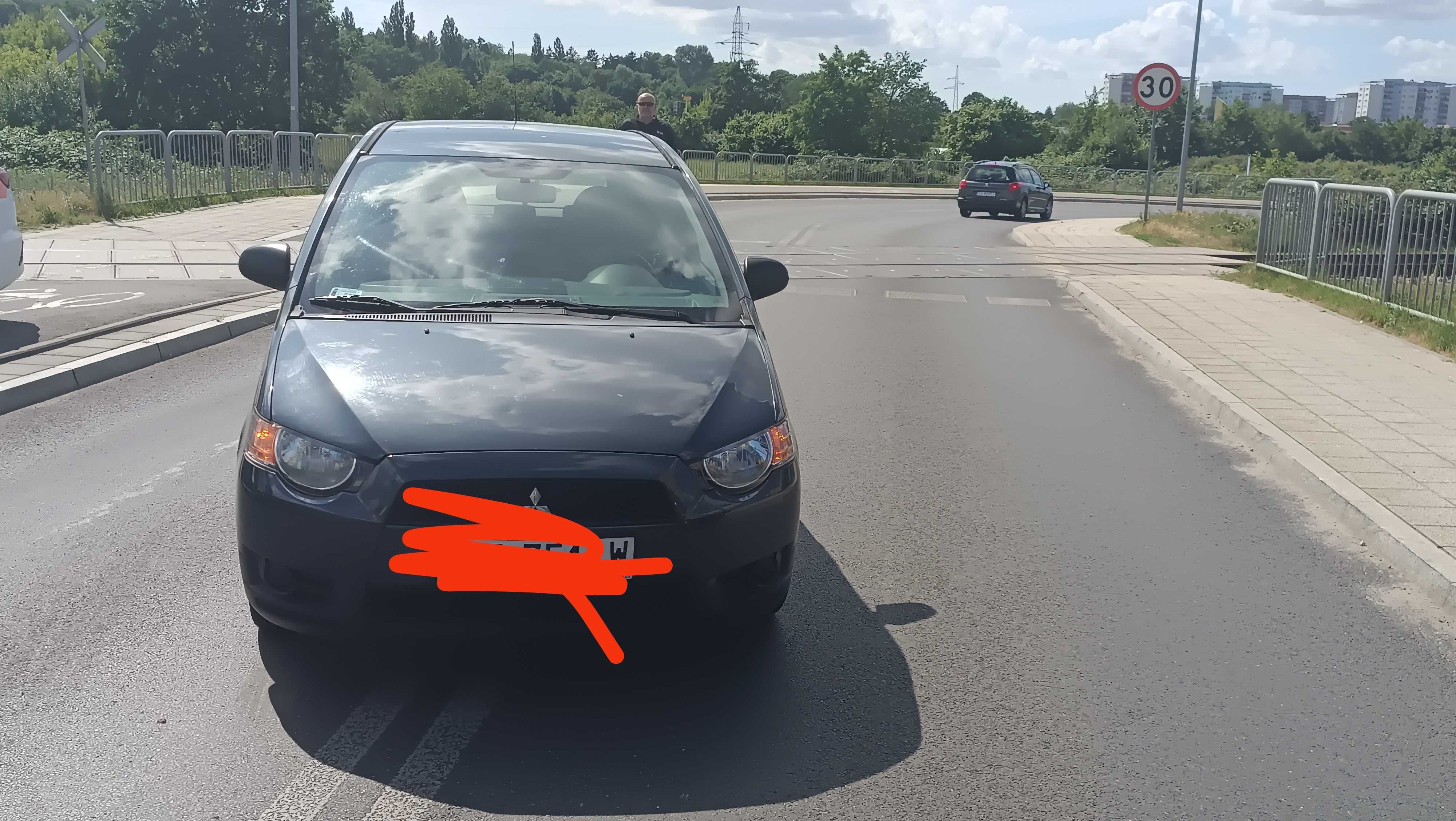 Sprzedam Mitsubishi Colt z30, powypadkowe