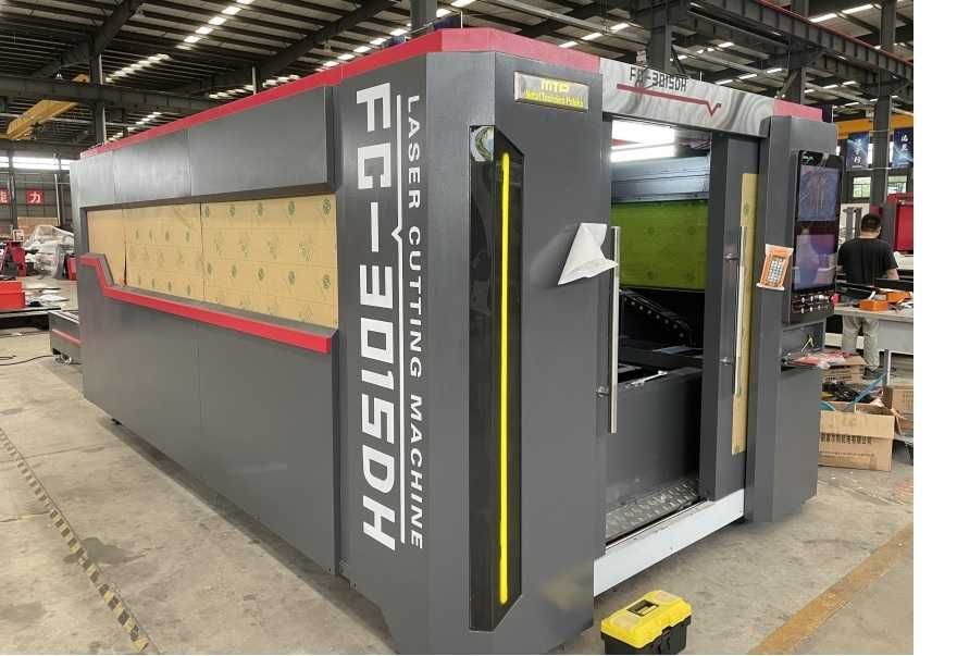 Wycinarka laserowa Fiber 3015 3KW Raycus zabudowa