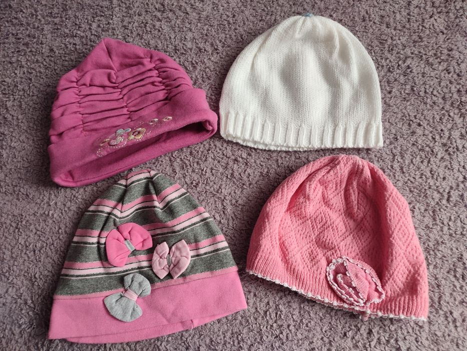 Czapki dla dziewczynki