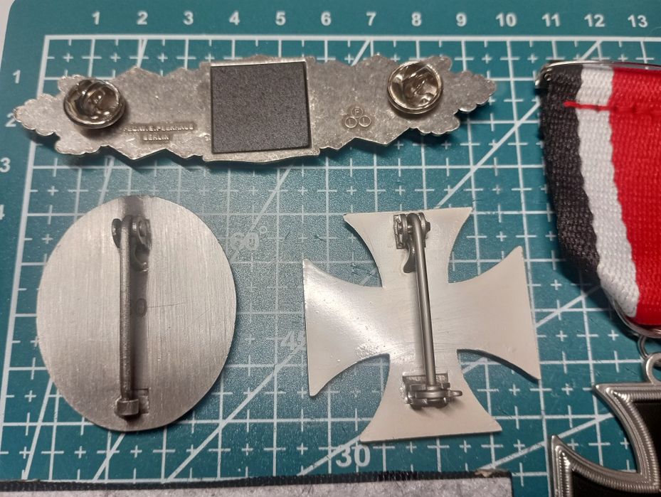 Значки в коллекцию