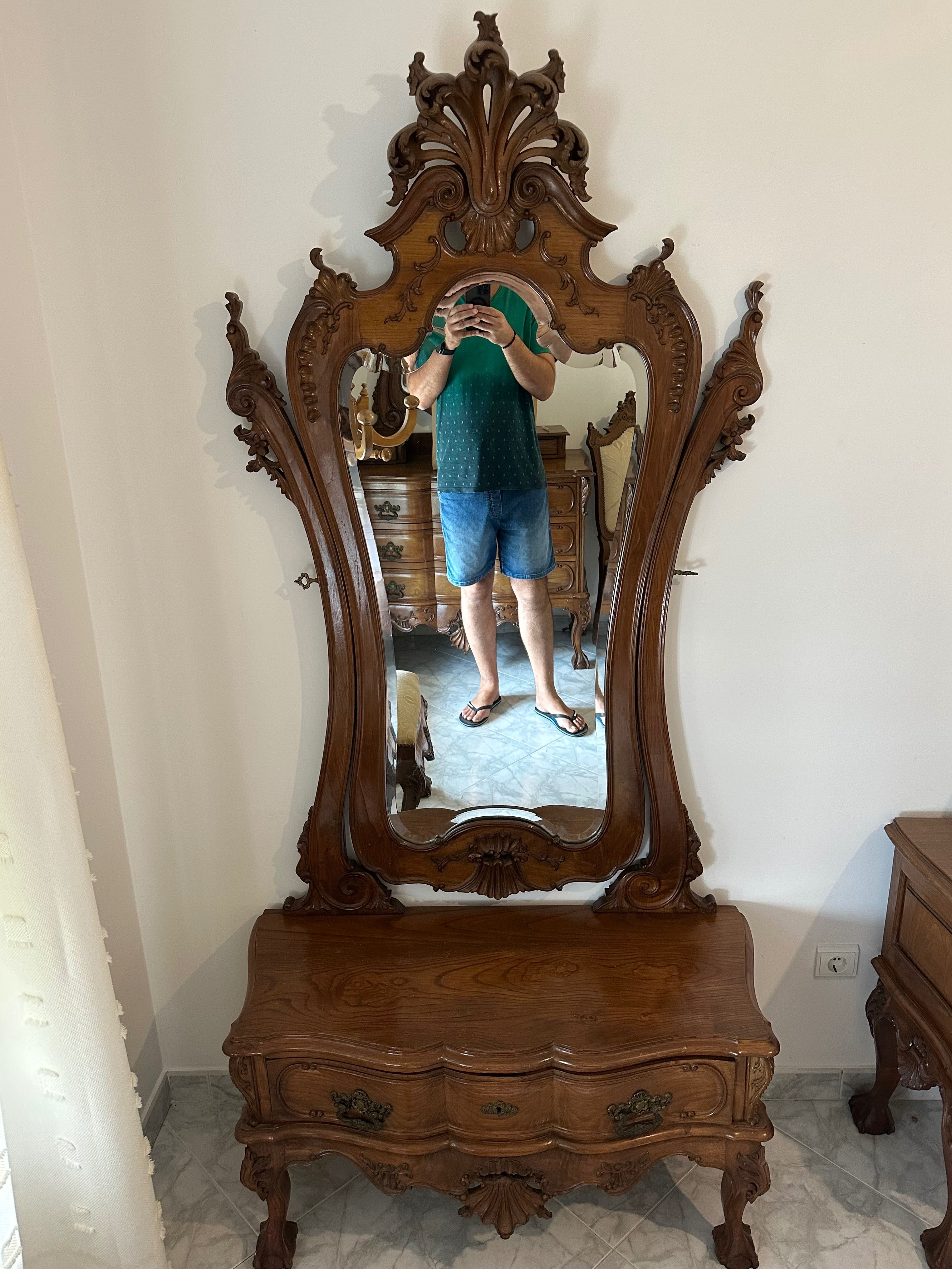 Mobilia de quarto estilo antigo