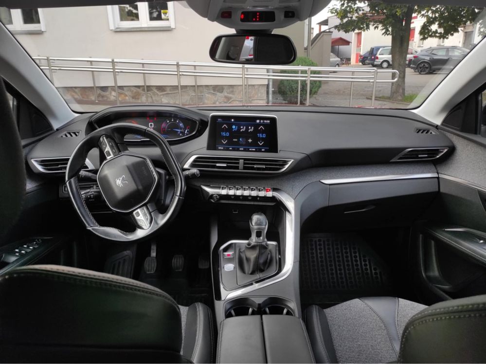 Sprzedam Peugeot 3008