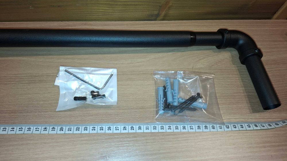 Super Drążek na Wieszaki - Czarny