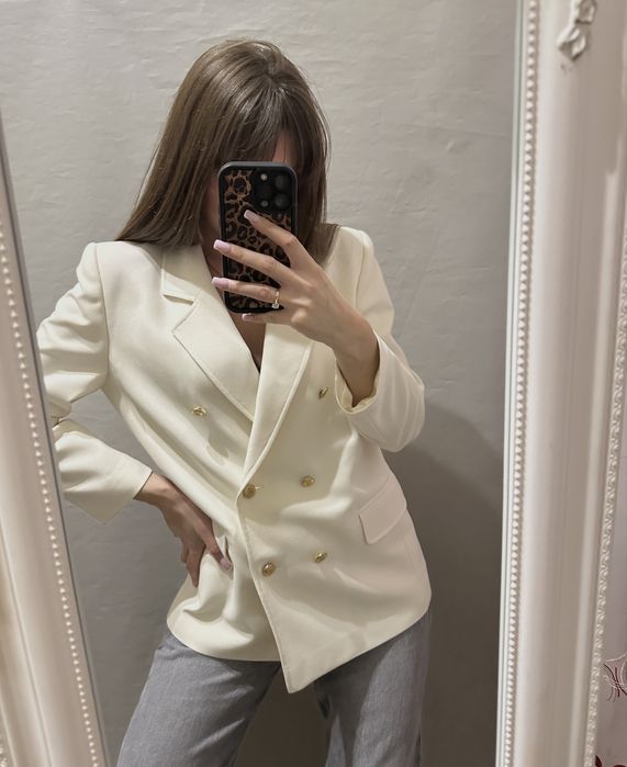 Красивый нарядный белый жакет пиджак размер М