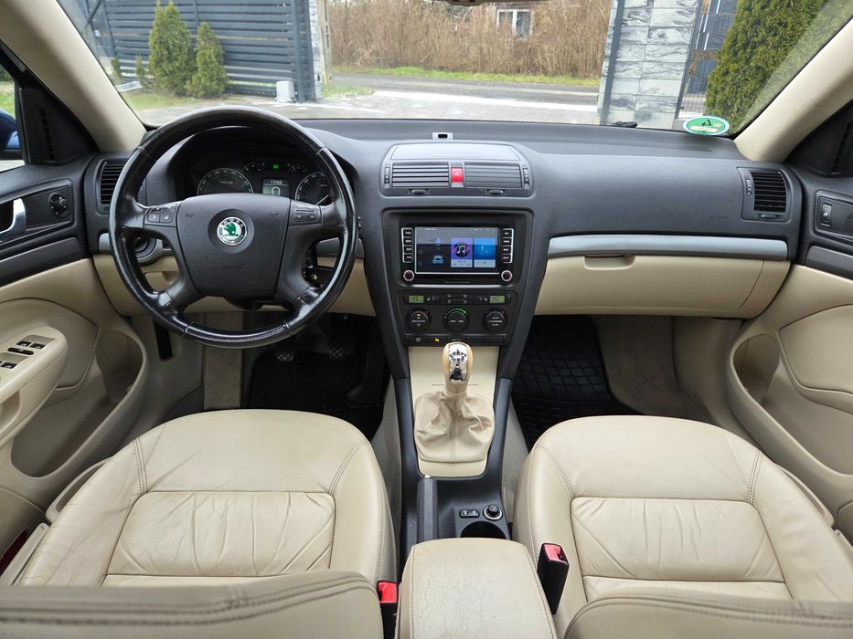 Skoda Octavia 1.8 benzyna Ładna