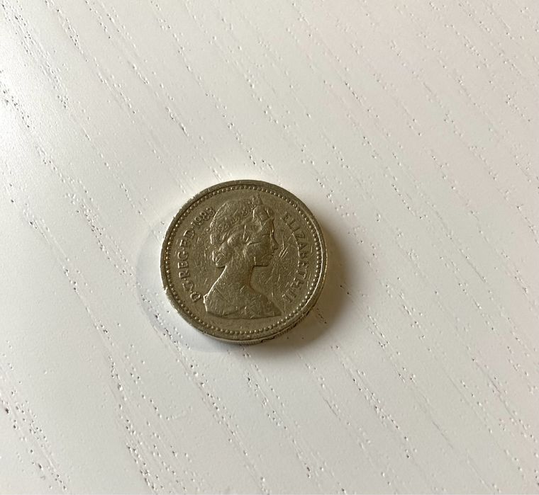 One Pound 1983 Elizabeth II unikat