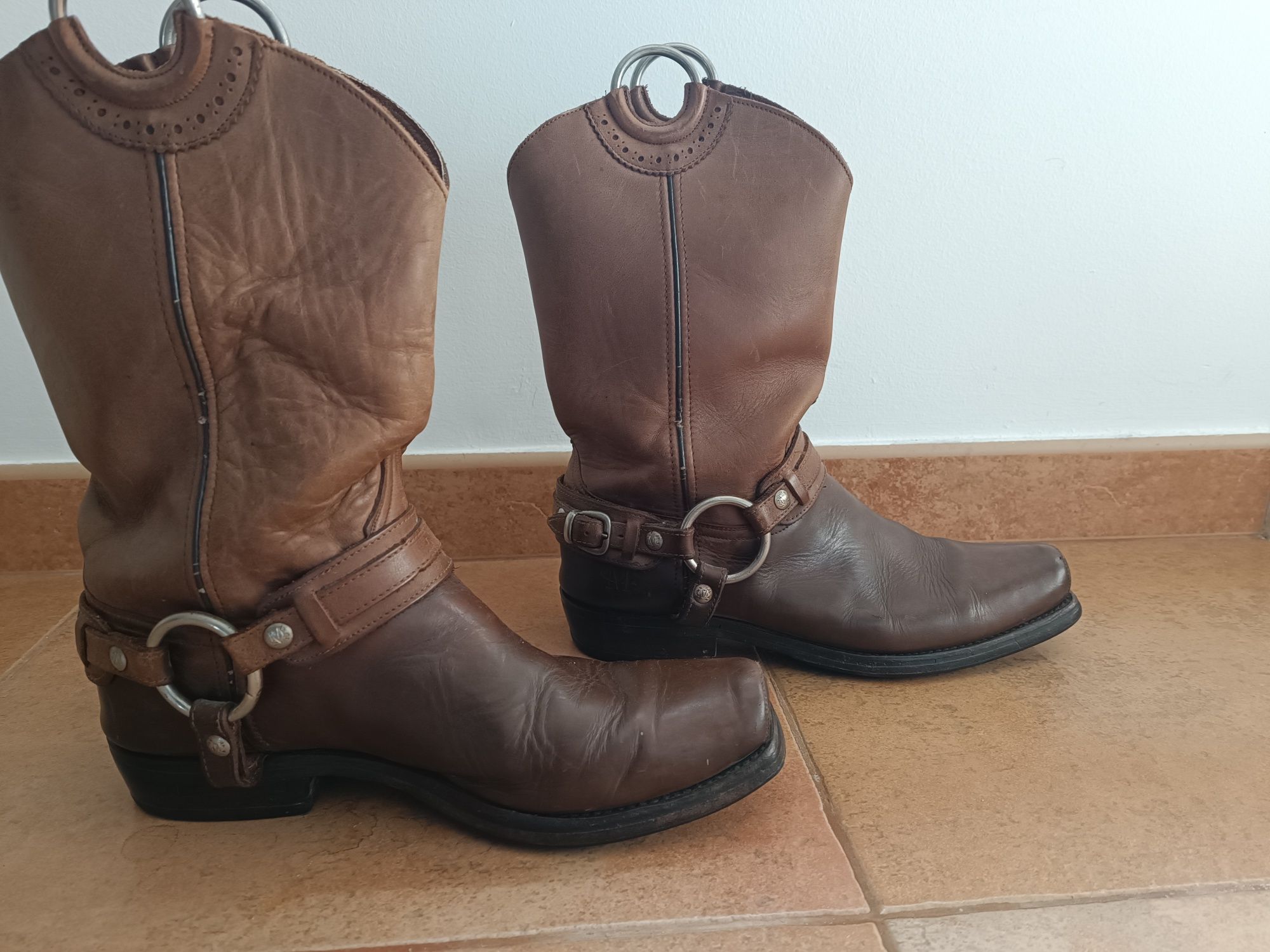Botas em pele - Marlboro