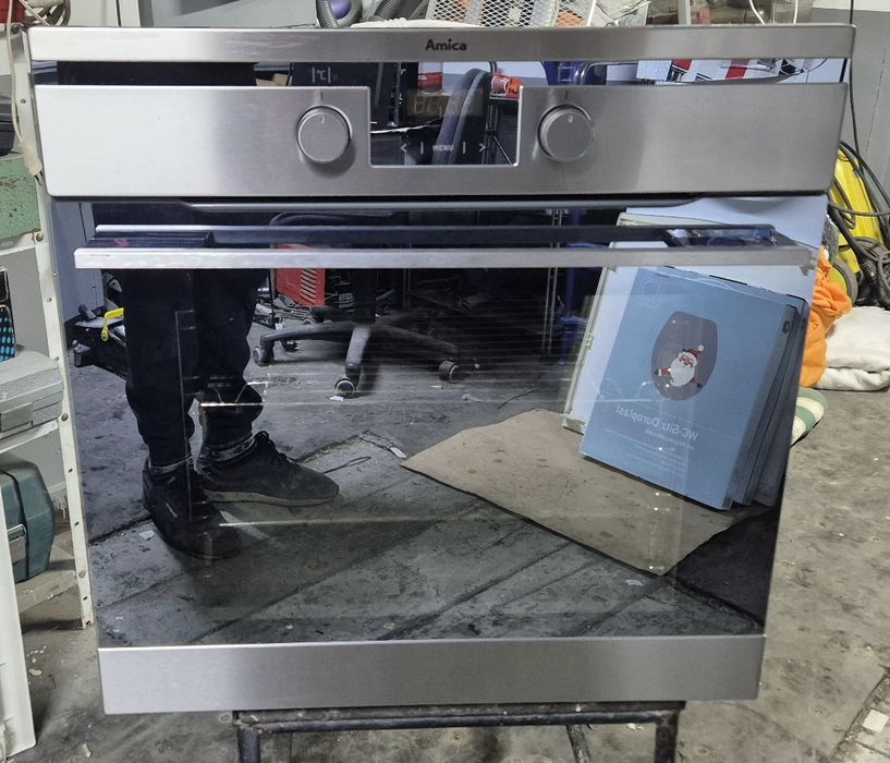 Духовка врізна AMIKA