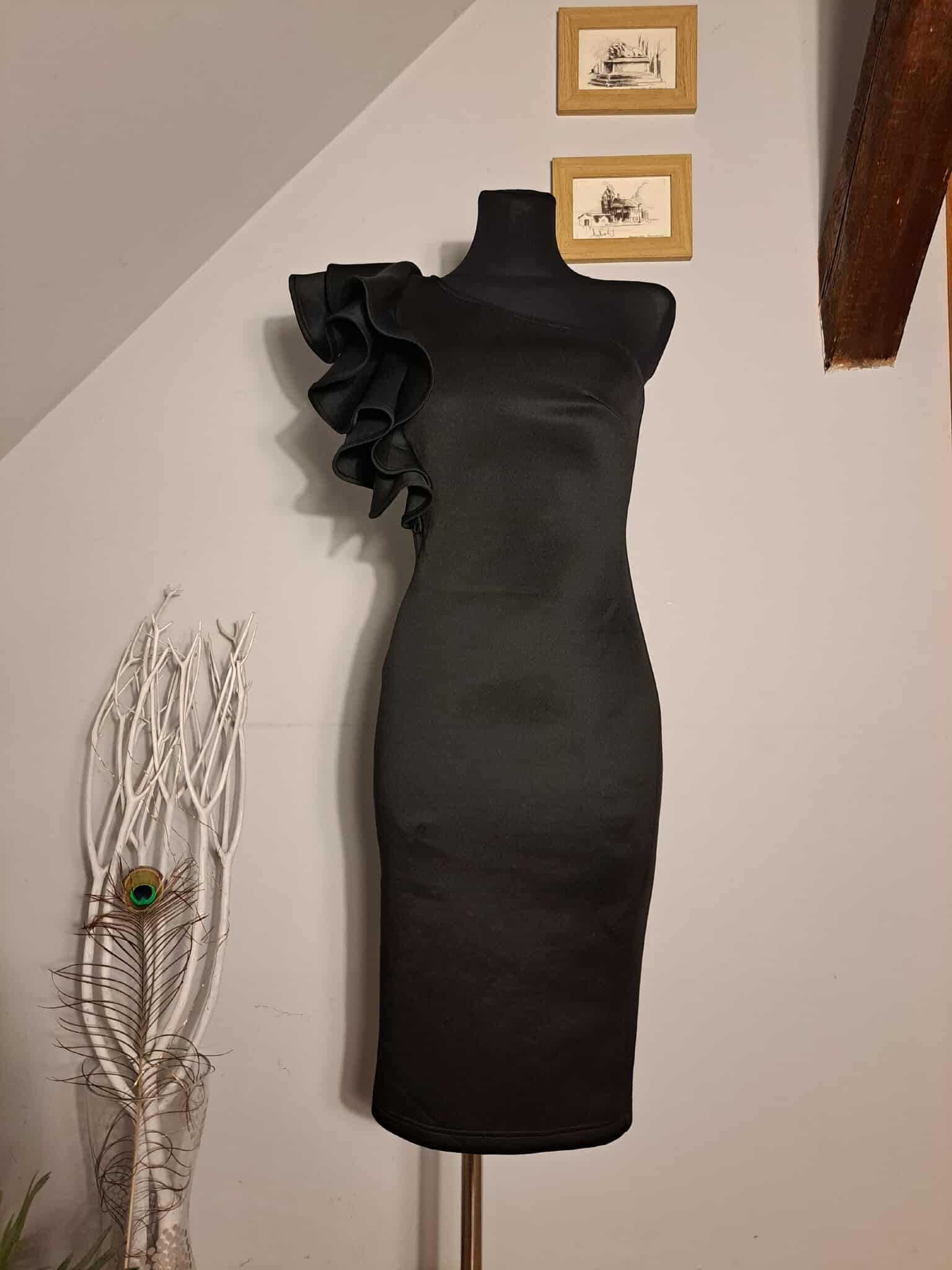 Czarna Sukienka Z Rękawem Hiszpańskim Ruffle, Rozmiar S, Elegancka,