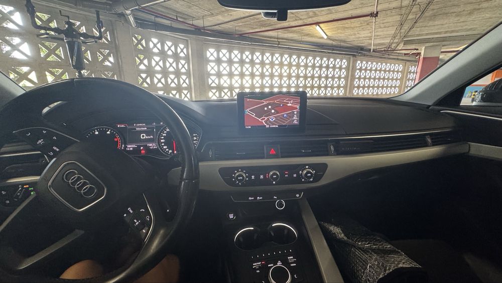 Audi A4 Avant S line NACIONAL