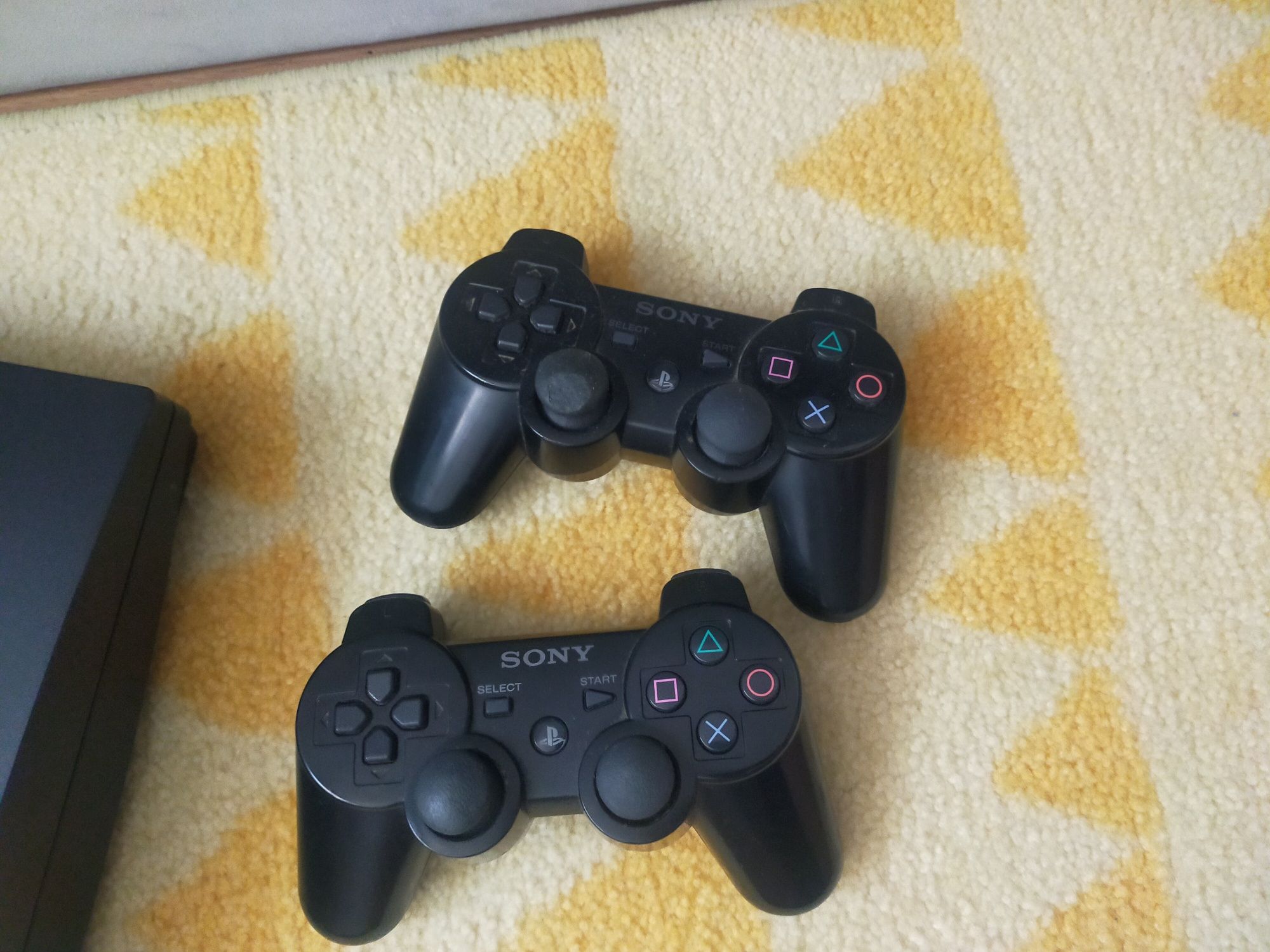 Ps3 + comandos e jogos   "ler descrição"