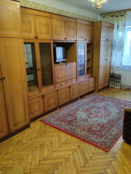 Оренда трьох кімнатної квартири