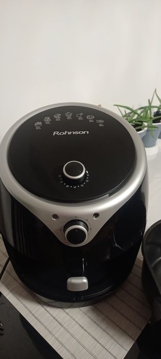 Фритюрниця для кухні