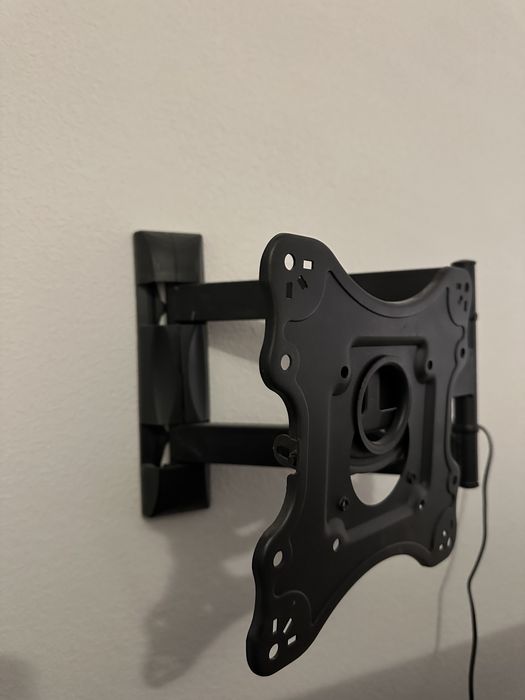 Кріплення для телевізора