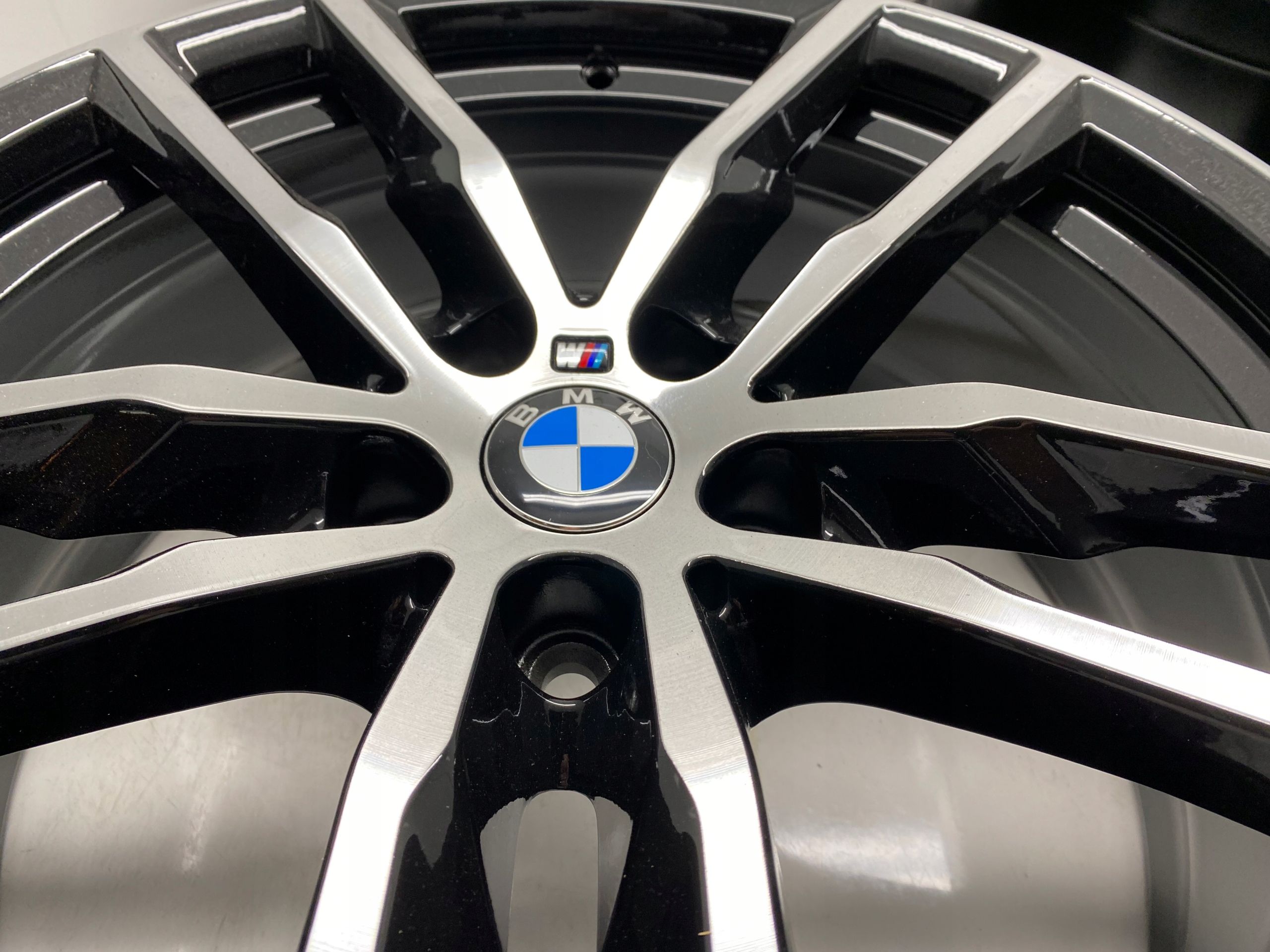 Felgi 19 BMW X3 G01 m Pakiet Performance 7.5 ET32 Oem Idealne