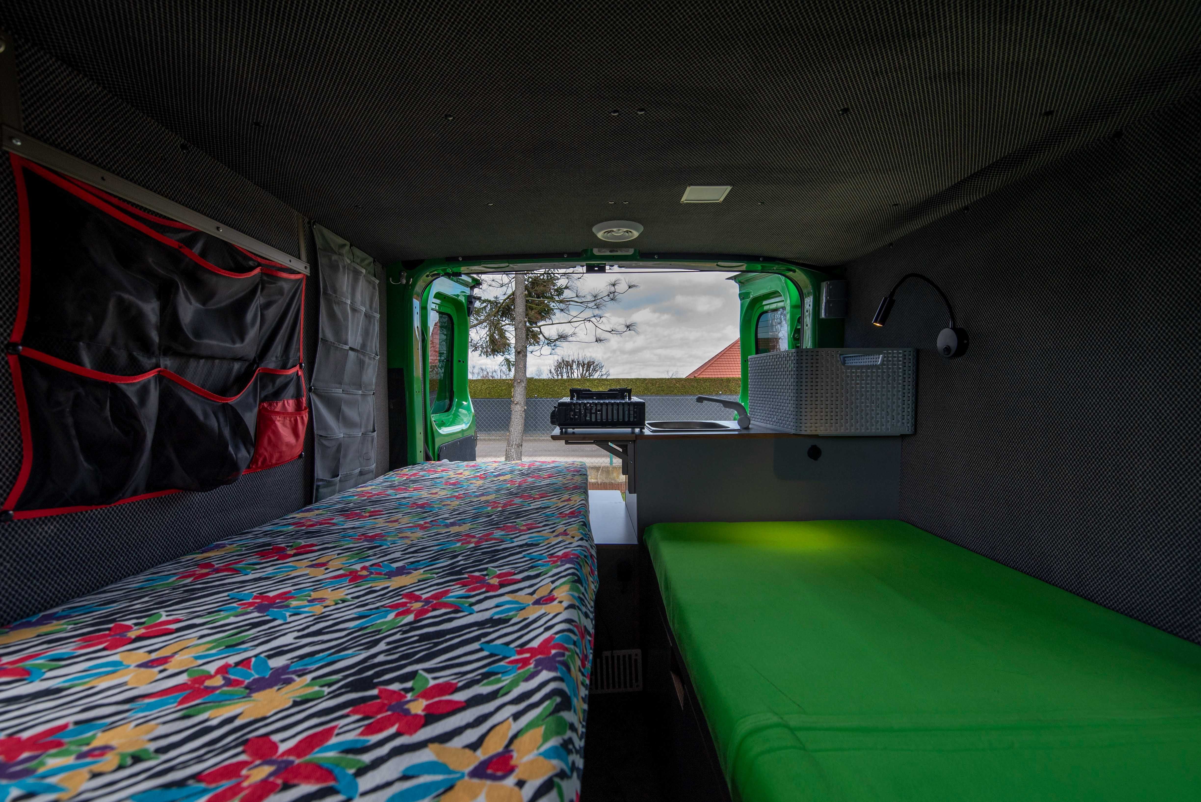 Mini Kamper Van • Renault Trafic 2012 • Wyposażony • Idealny dla 2 os.