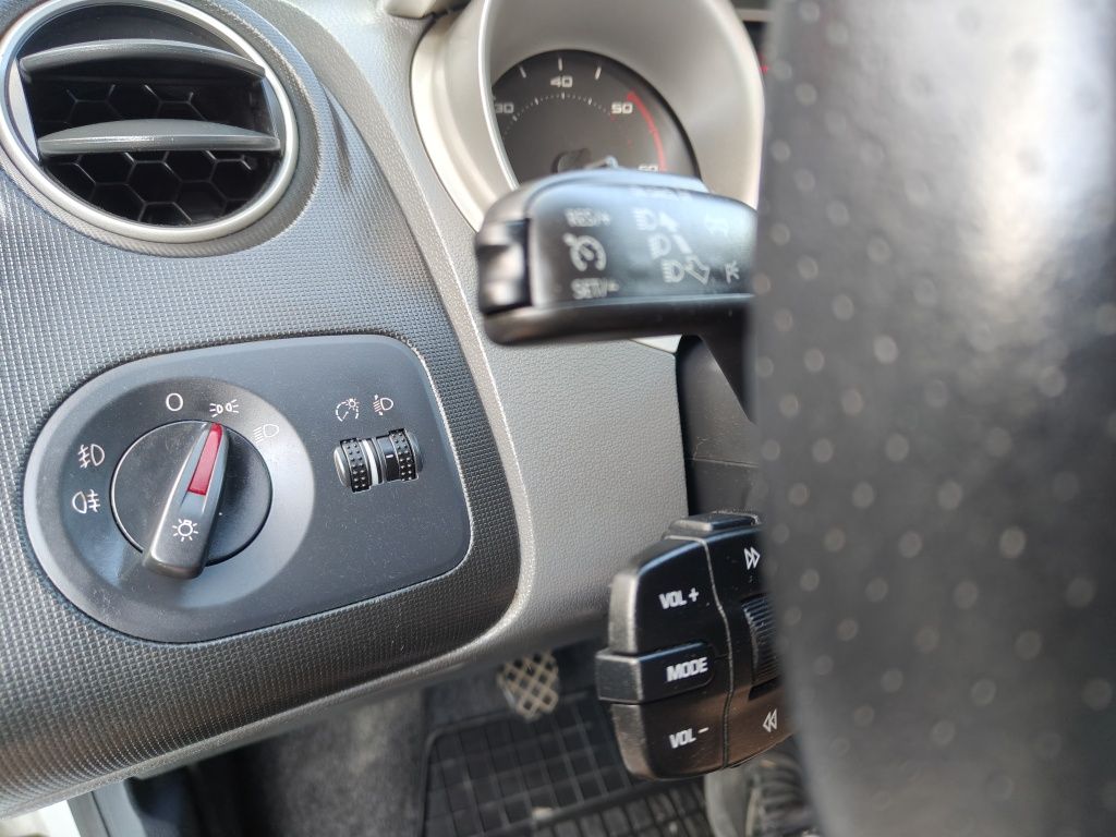 SEAT IBIZA IV 1.2 TDi CR 75KM Clima ESP Tempomat  Ecomotive  z Niemiec