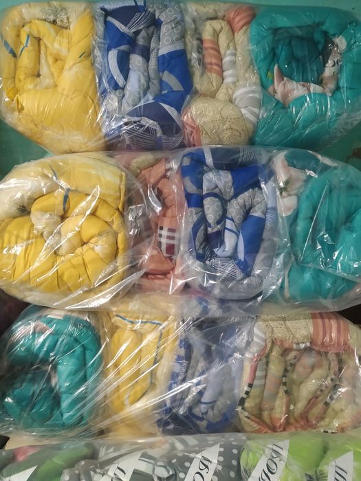 Зимнее фабричное полуторное одеяло.