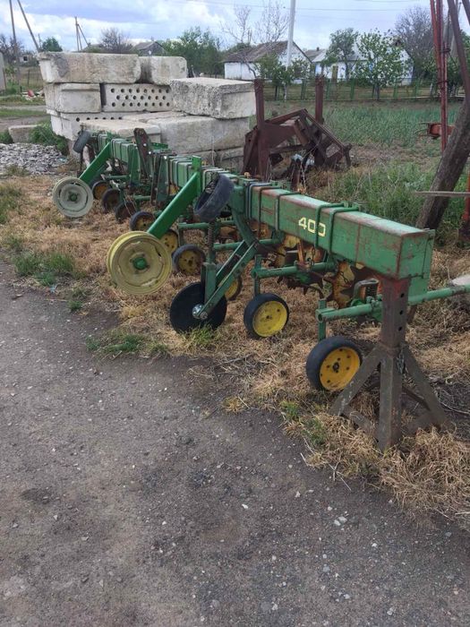 Культиватор John Deere