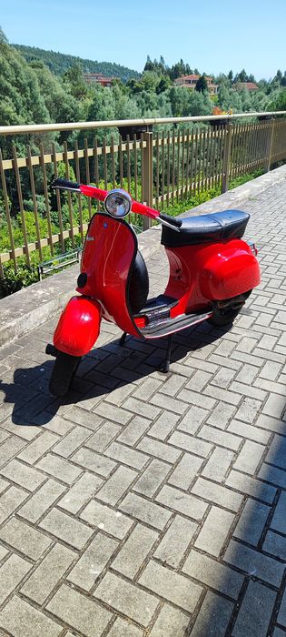 Vespa 50 s 1975 kit 75 restaurada