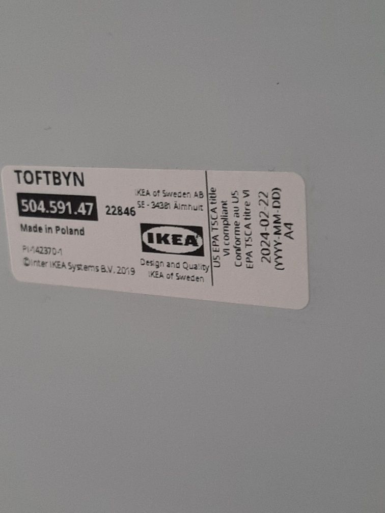 Espelho de corpo inteiro Ikea Toftbyn