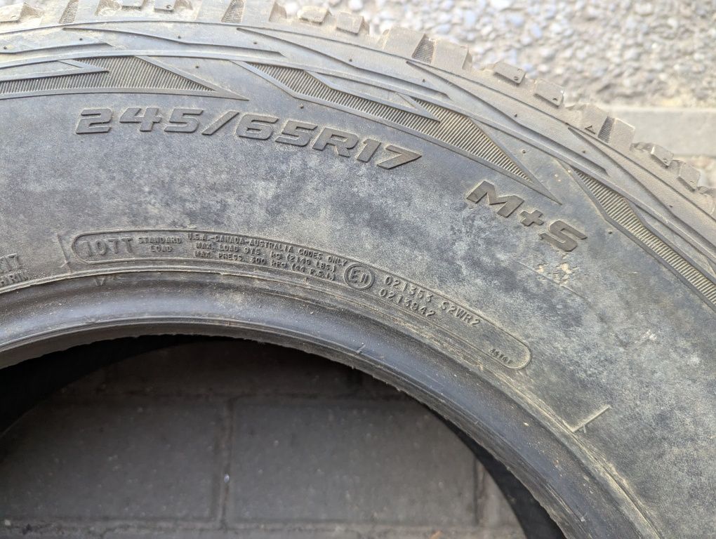 Opona opony terenowe Cooper 245/65R17 Discoverer a/t 32018