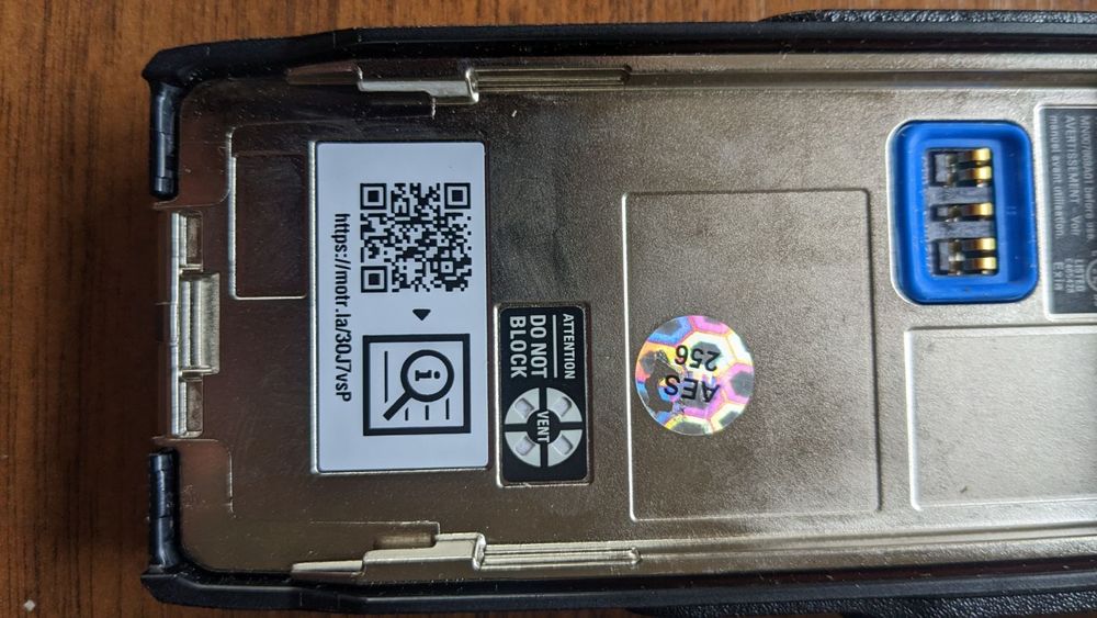 Топову рацію Моторола Motorola r7 fkp