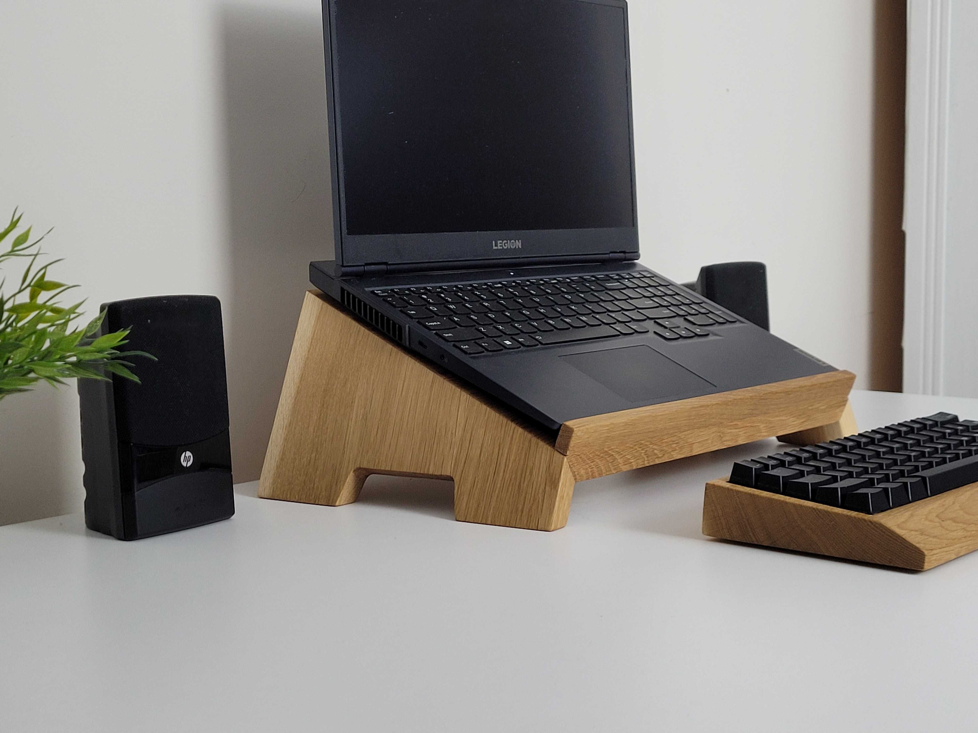 (Dębowy) Stojak na laptopa, podstawka pod laptopa, laptop stand