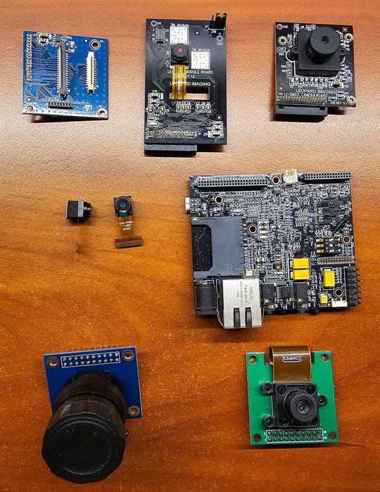 Комплект розробника (IP-camera etc) TMS320DM365 - Leopardboard DM365