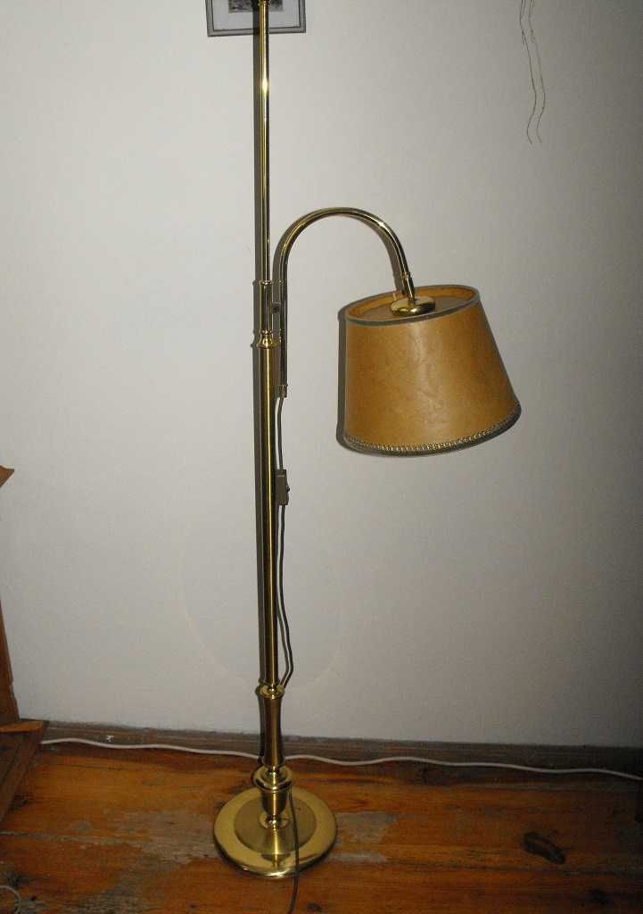 Mosiężna lampa podłogowa z ruchomym ramieniem Nr 3