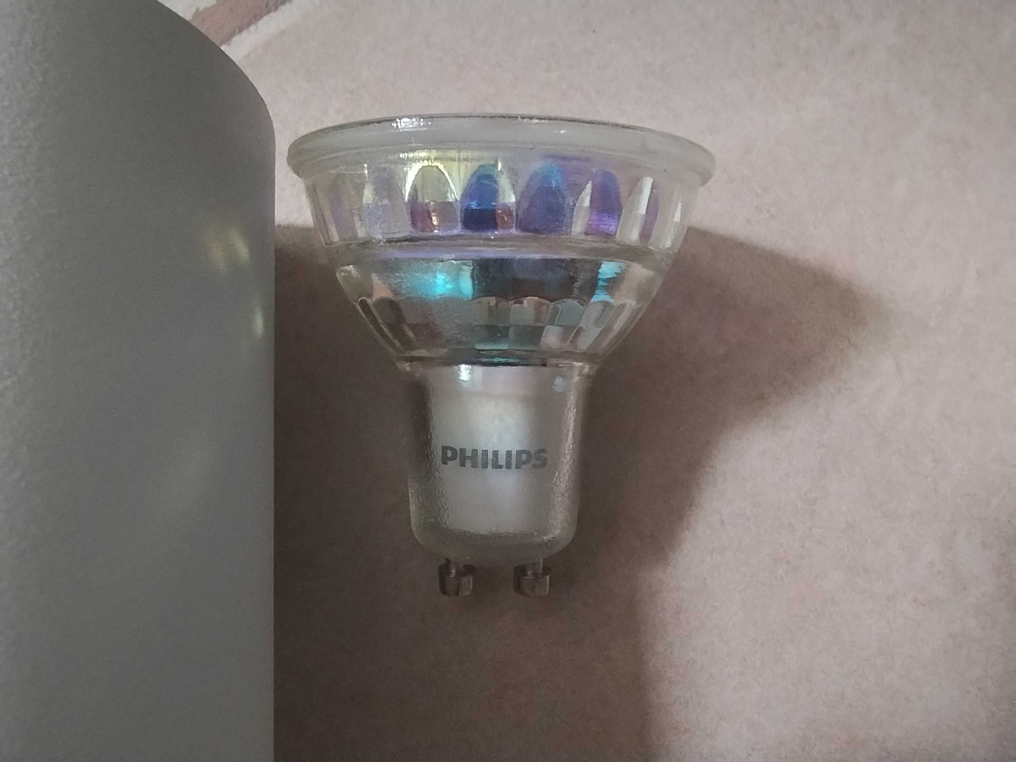 Lampy sufitowe białe