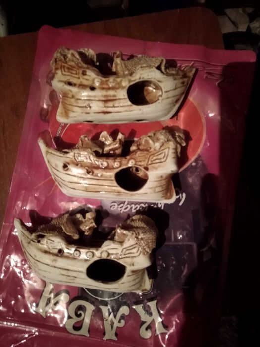 Грот в акваріум рибкам