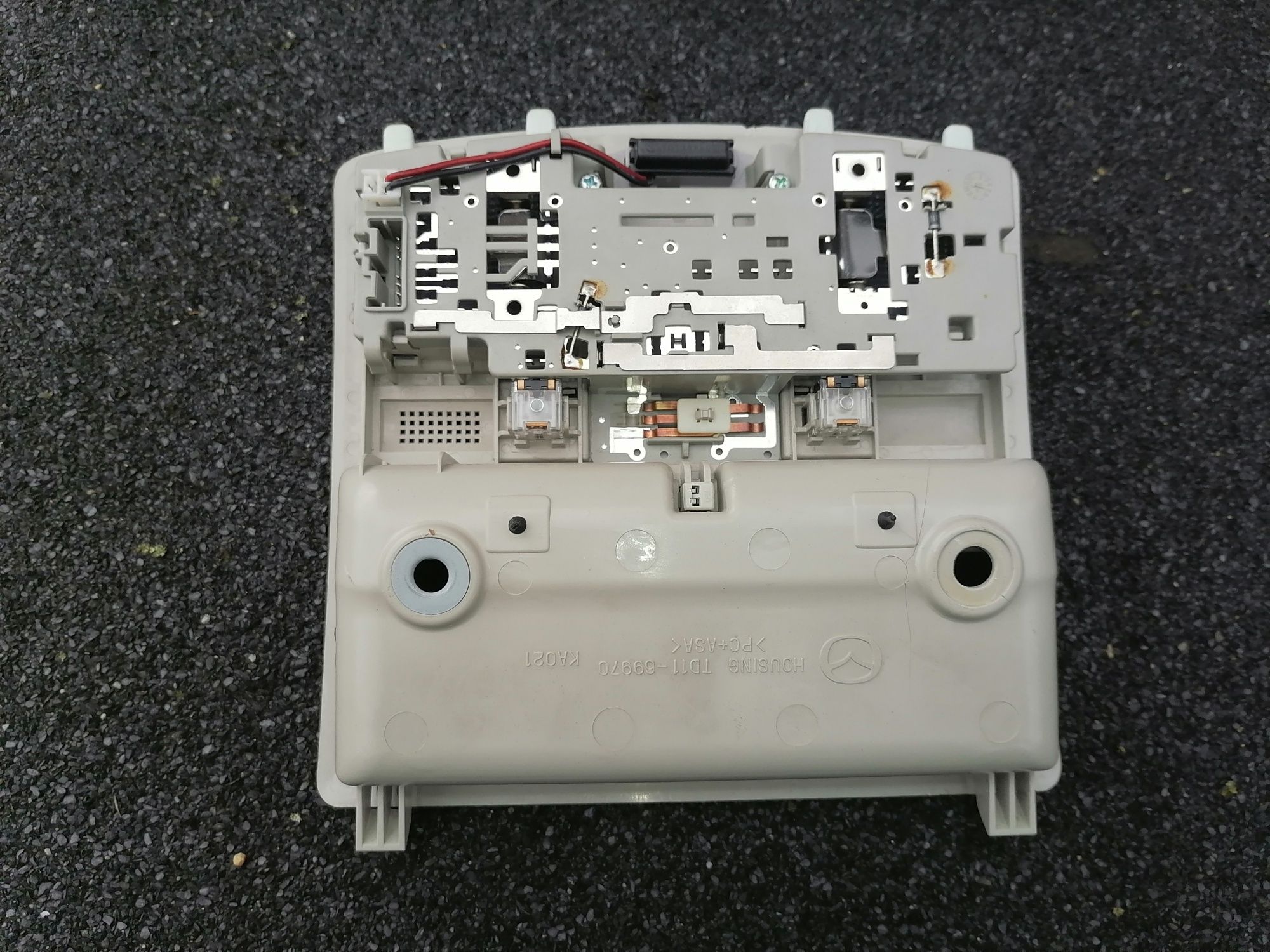 Mazda 6gh lampka podsufitki schowek