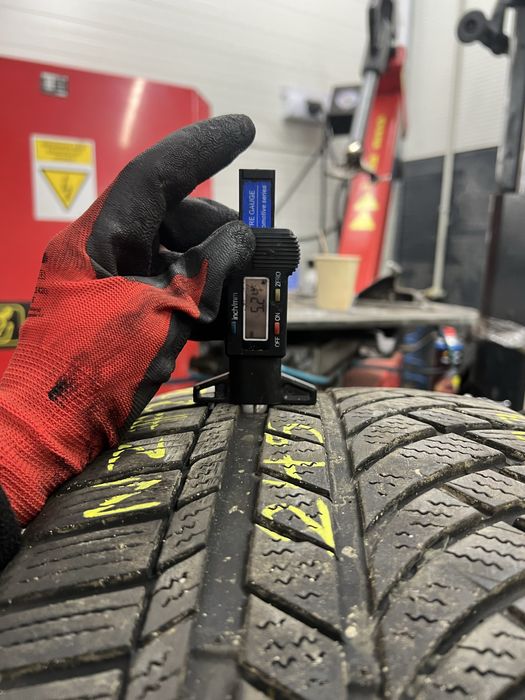 Opony zimowe 245/45/R19 KUMHO WinterCraft WP72 / 2023r - 2 sztuki