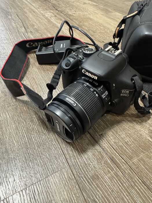 Продам Canon EOS 600D