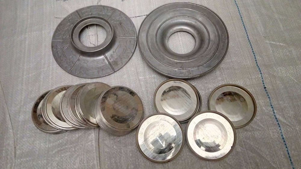 Машинка закаточная для консервирования крышки