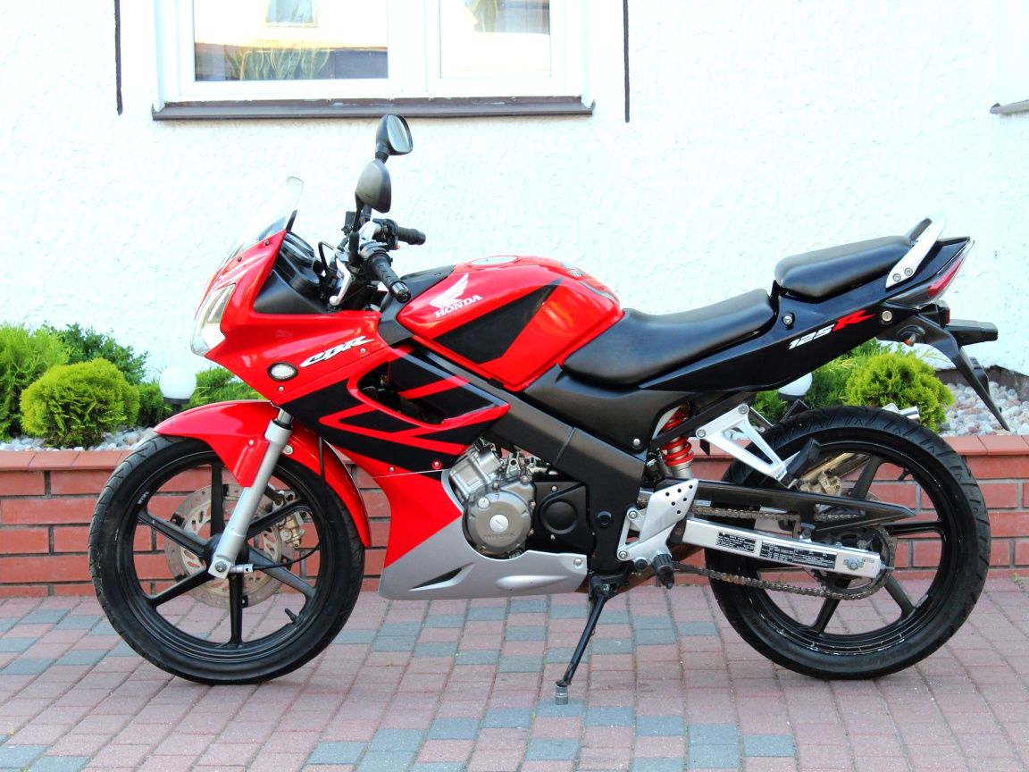 Honda CBR 125 *Niemcy* Kat A1 B* 20 tys km! * Oryginalny lakier!*