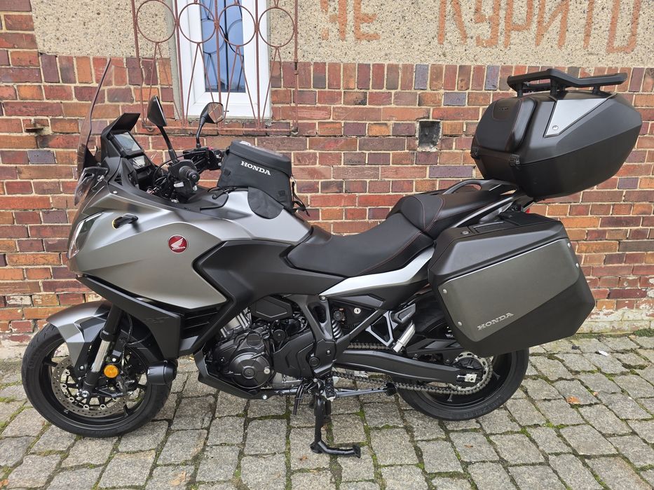 Honda NT 1100 .2023r. ABS // automat DCT // 3x kufer // bezwypadkowa