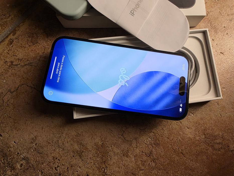 Iphone 16 128 bateria 100%